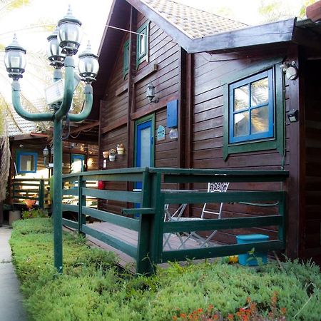 Family Cabin Menaẖemya المظهر الخارجي الصورة