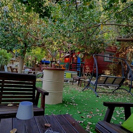 Family Cabin Menaẖemya المظهر الخارجي الصورة