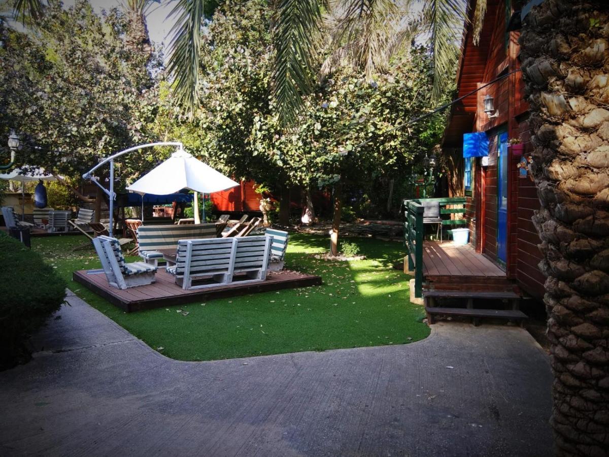 Family Cabin Menaẖemya المظهر الخارجي الصورة